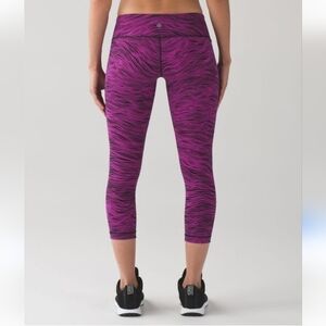 Lululemon Wunder Under Crop Leggings Size 10 in Polar Pink and Black